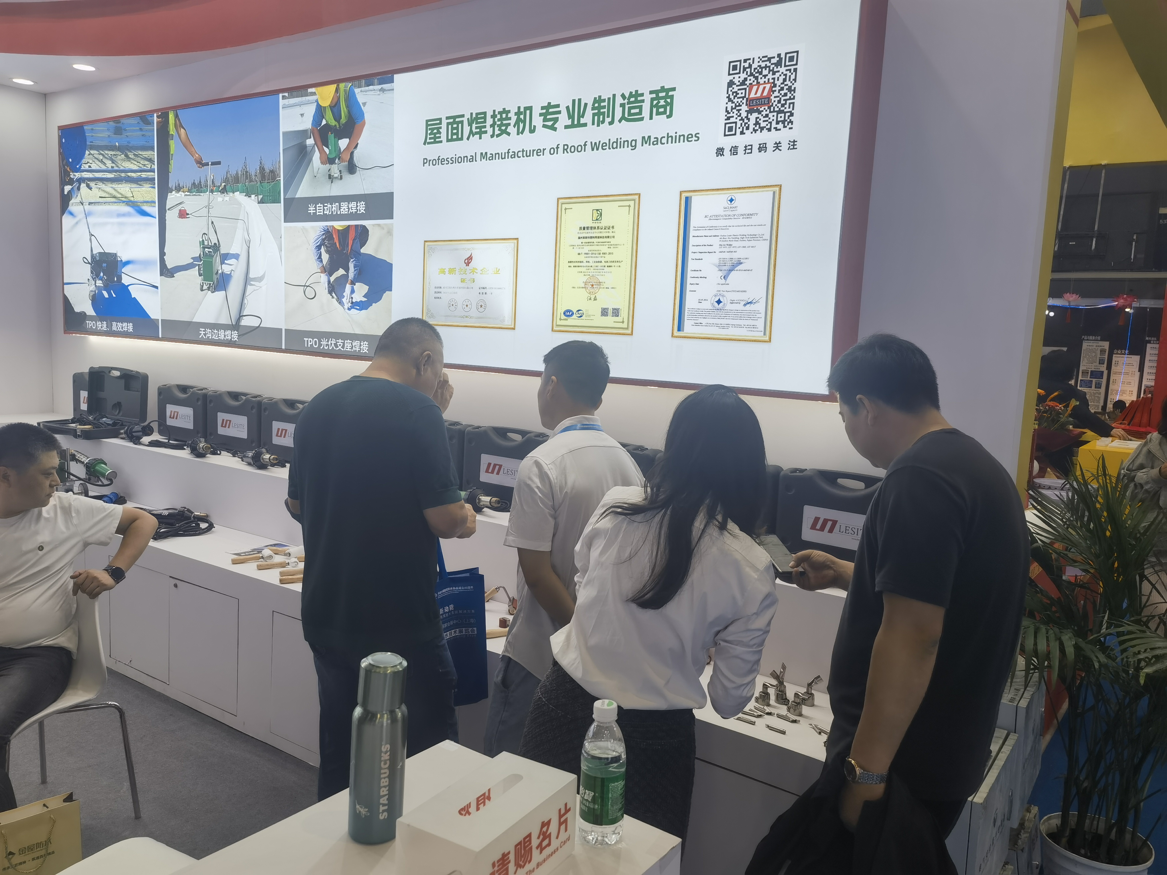 6c8b19715d7dee7a9cca927a5228117