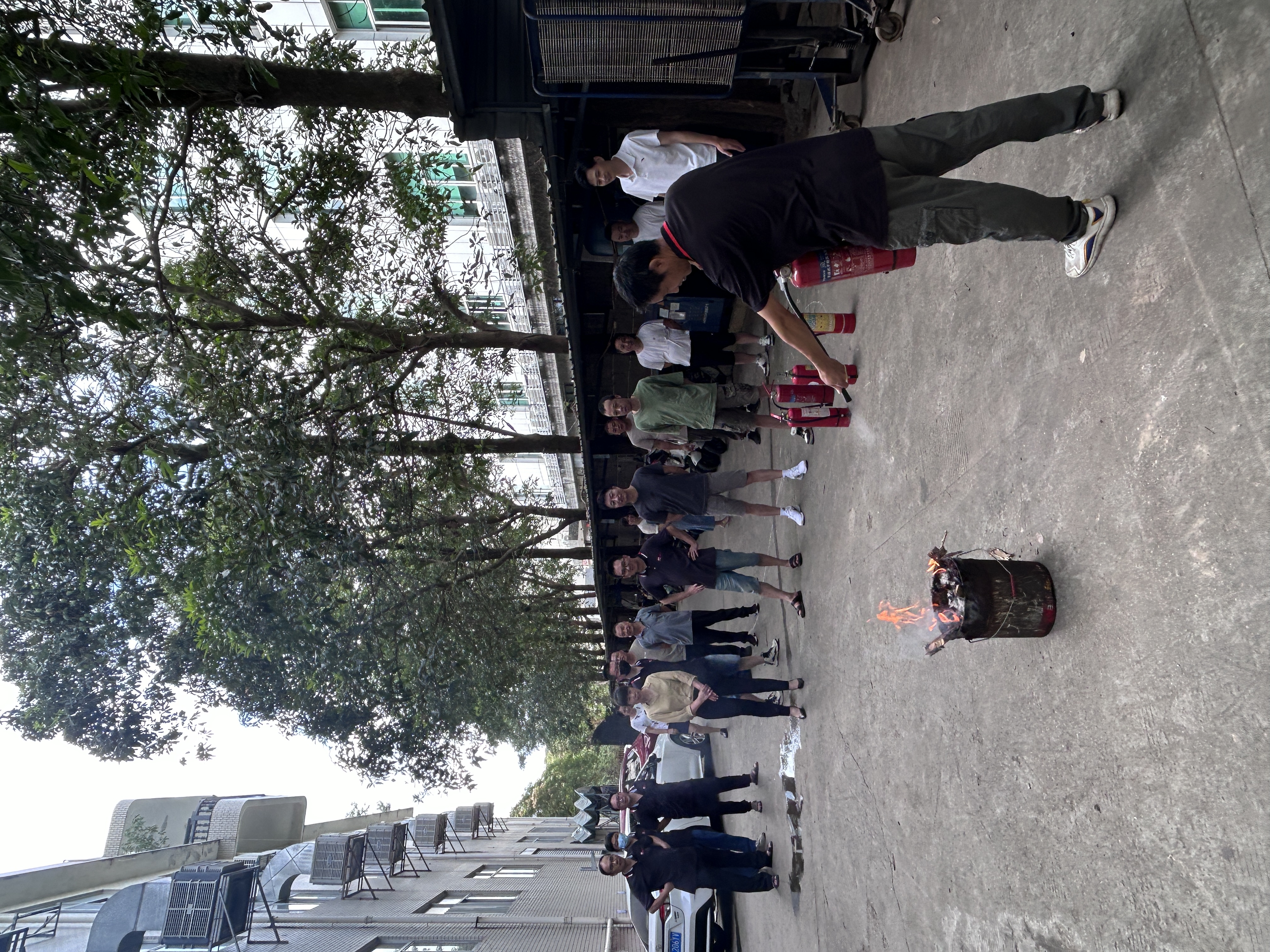 防火小組及其他成員 (9)