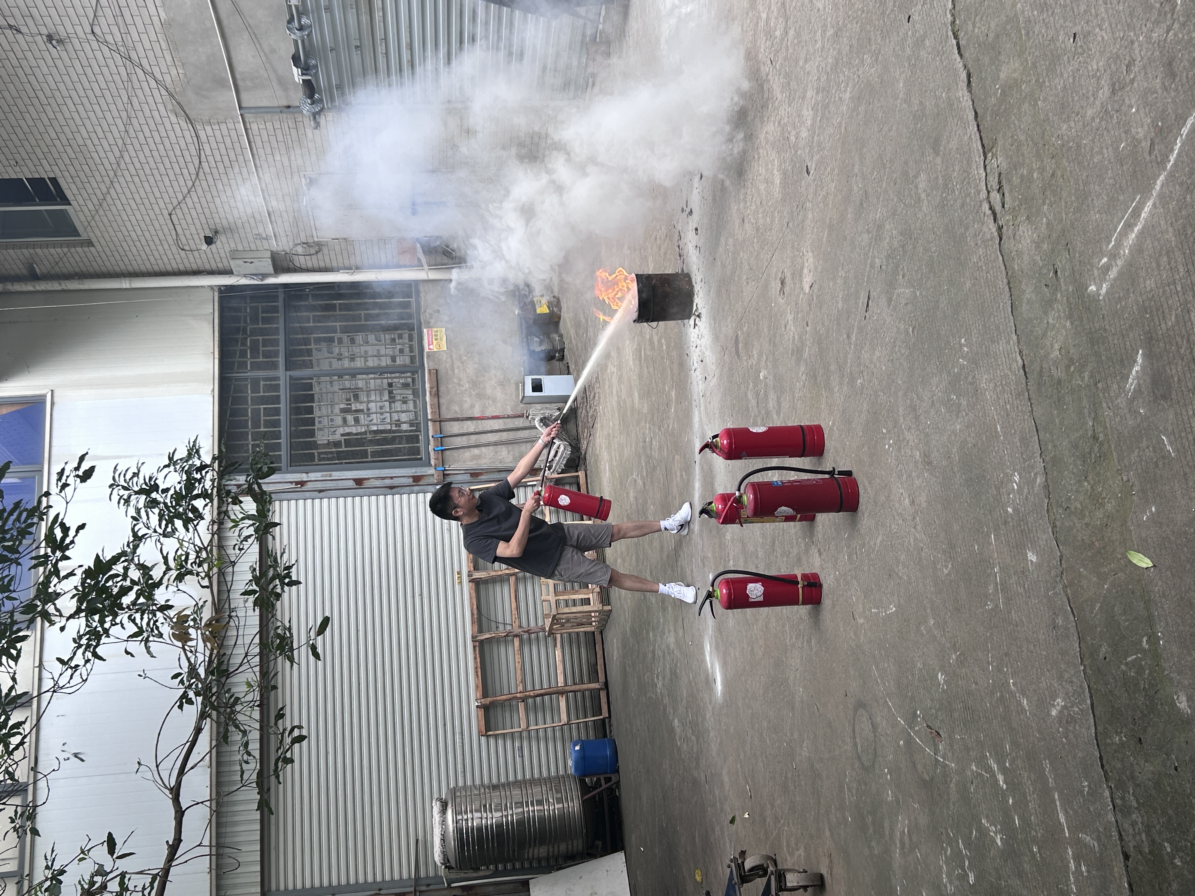 防火小組及其他成員 (4)